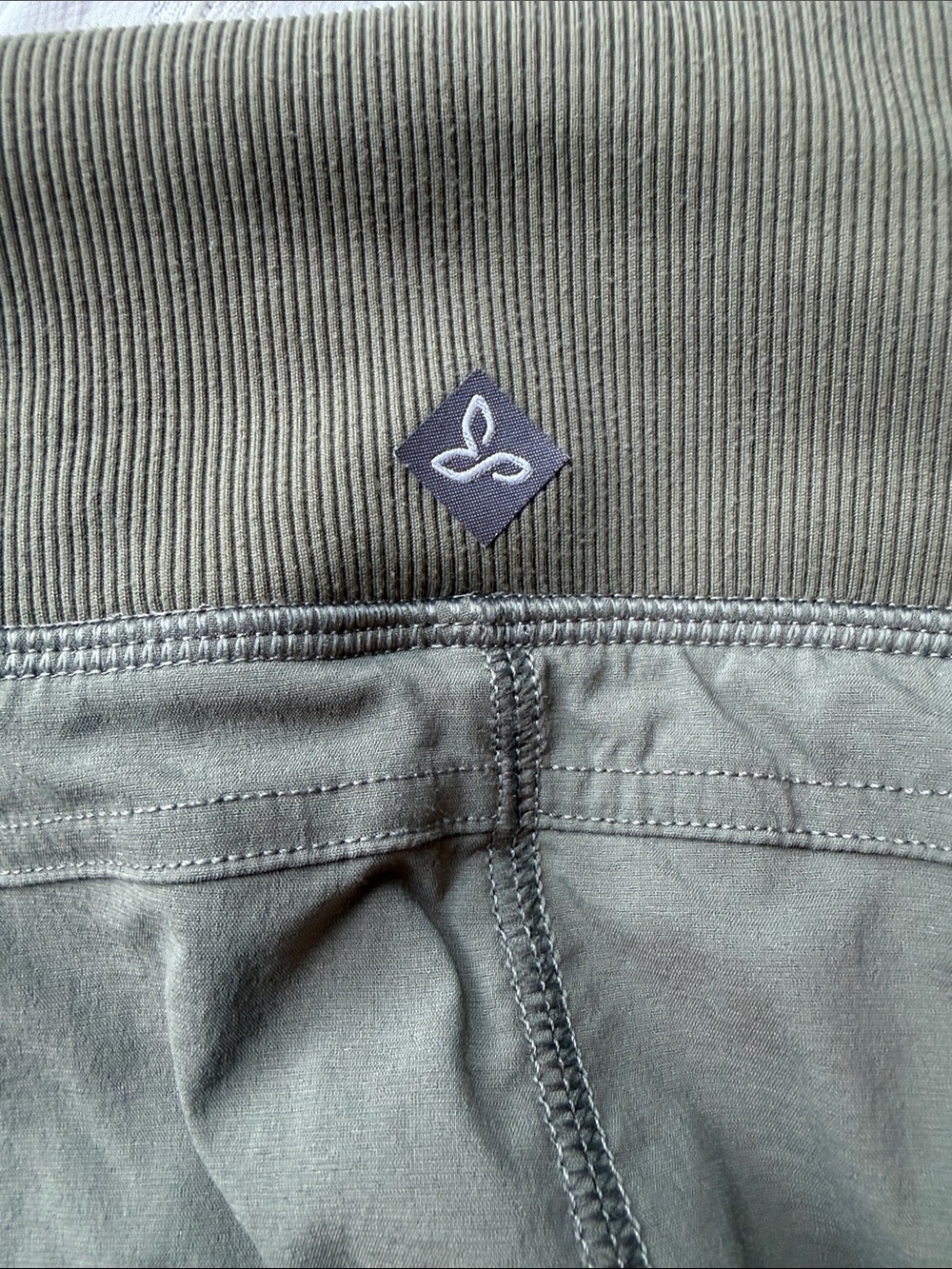 prAna • Koen • Skort • Grape Leaf Green • Size Medium - Picture 6 of 7